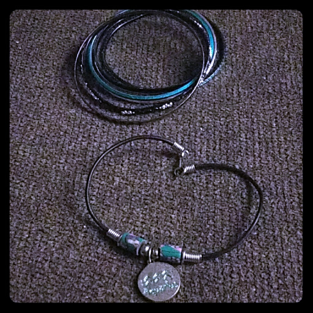 Aquarius Bracelet Set